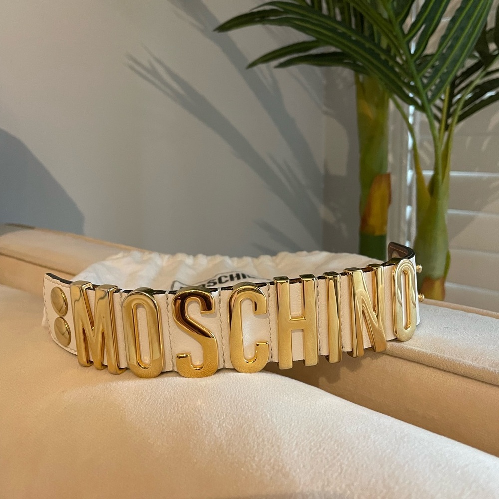 Moschino Logo Plaque White Leather Cuff Bracelet - Picture 5 of 10